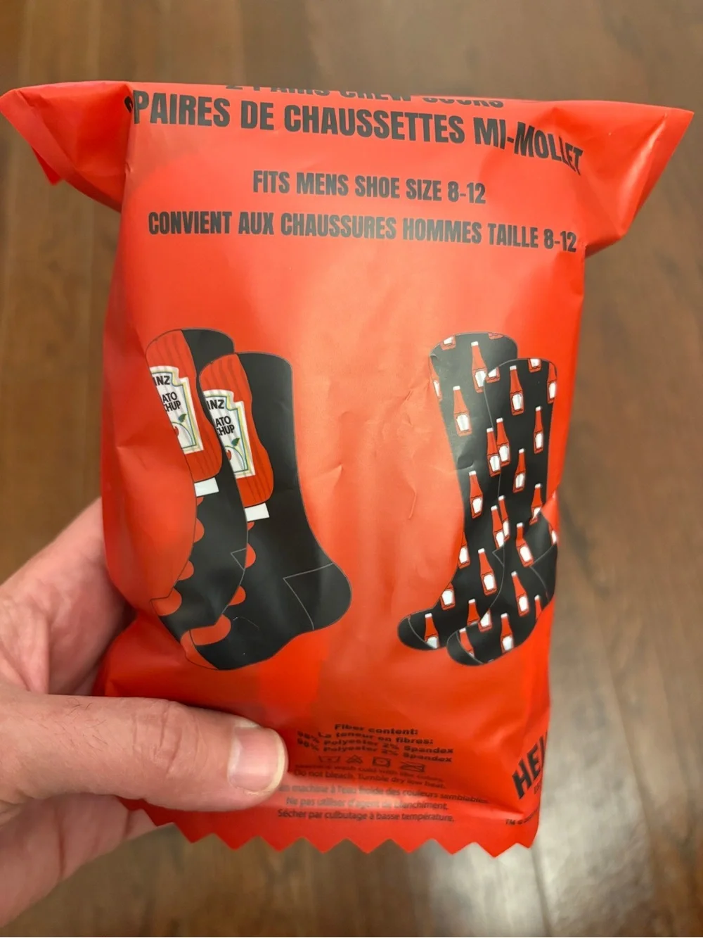 NWT Heinz Tomato Ketchup Crew Socks - 2 Pair